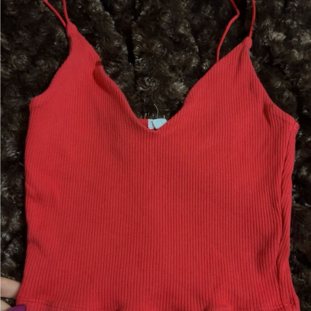 Garage red tank top size small